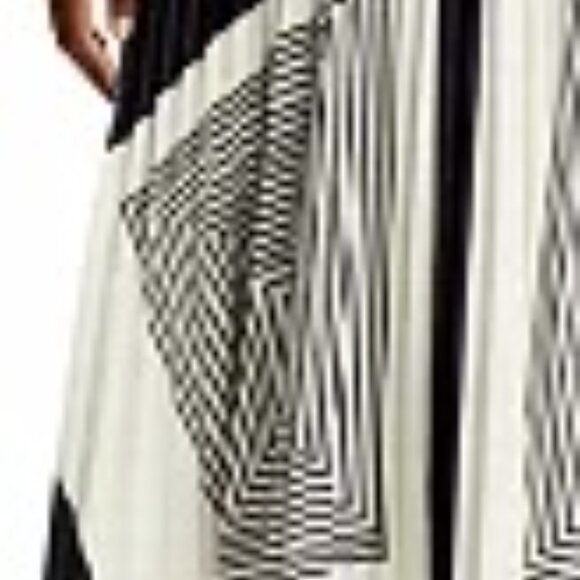 NWOT Nancy Yang Pleated Geometric Skirt, Size M - Picture 4 of 12
